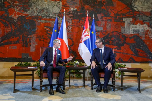 Fotografie ze setkání premiéra Česka a prezidenta Srbska