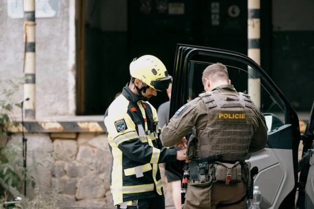 Spolupráce dronaře a s policisty
