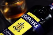 Ilustrační fotografie Becherovky