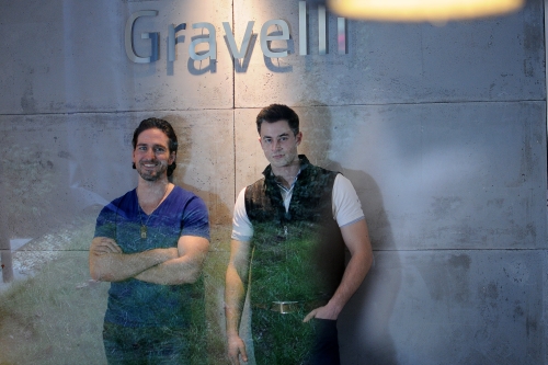 Ladislav Eberl a Jiří Peters, Gravelli