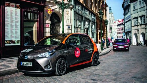 Carsharing na vzestupu: přichází italská Anytime, sdílení aut chystá RegioJet i Praha
