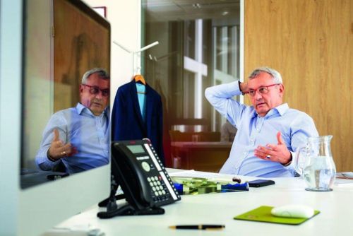 Šéf Hospodářské komory Vladimír Dlouhý, autor: Hynek Glos