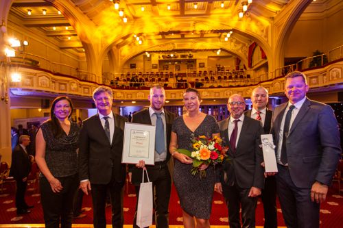 Zástupci společnosti Reko - druhé místo v kategorii Malá firma soutěže Equa bank Rodinná firma roku 2018. Foto: AMSP