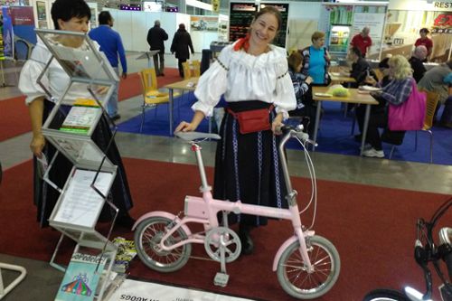 Ampéry pod sedlem. Česká elektrokola vzbudila zájem na Expo Astana v Kazachstánu